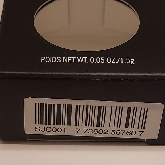 MAC Dazzleshadow Extreme Eye Shadow *KISS OF KLIMT* / .05 oz / New in box - Picture 5 of 5